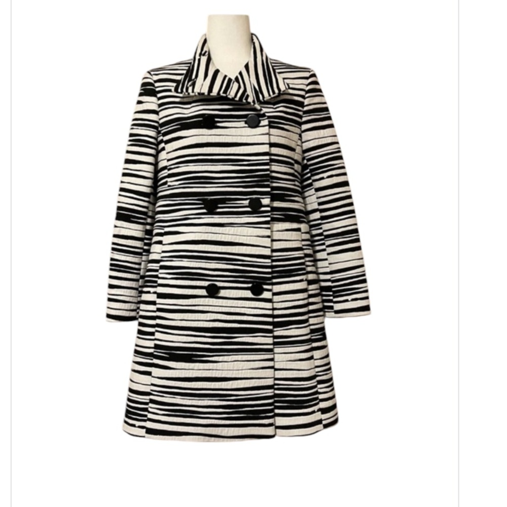 Ann Taylor static strips double breasted thick coat size Large black white heav